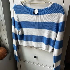 H&M Divided Blue and White Striped Cropped Sweater - XS